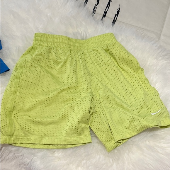 Nike Blue Tee and Neon Shorts Set - Picture 3 of 8
